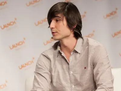 Най-богатият българин е само на 30, а има $ 1 милиард,  изкарани честно!