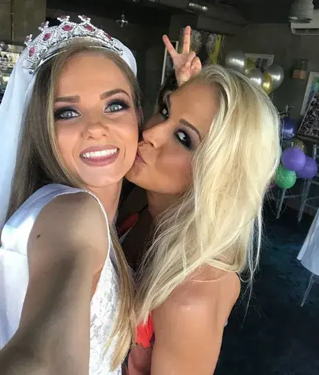 Нанси Карабойчева мина под венчило