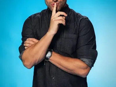 Орлин Павлов крие нова любов, иска жена и семейство