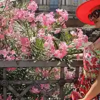 Райна се кипри с рокли-евтинджос за 38 лева!