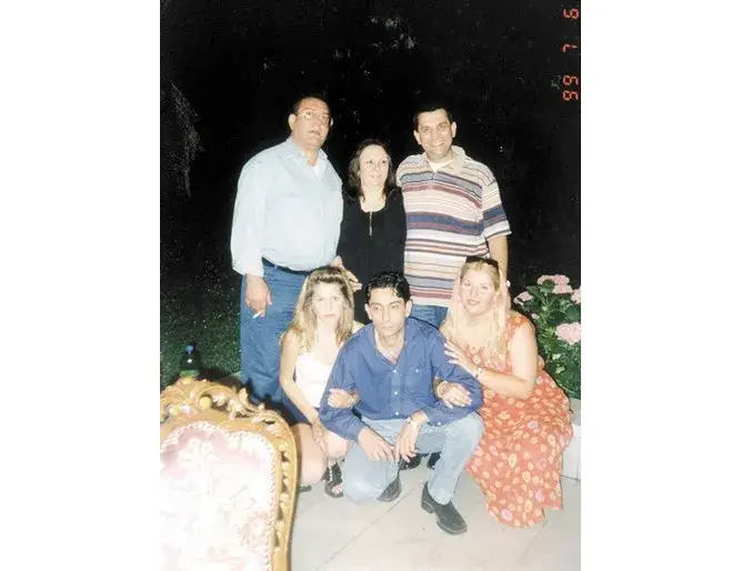 Сестрата на Фатик с младо гадже