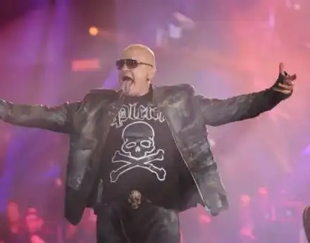 Слави даде 10 бона за яке