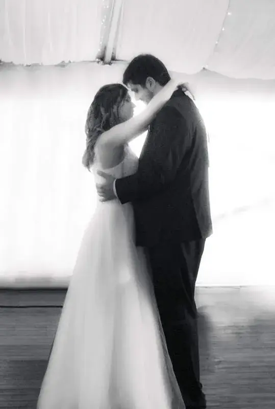 Сватбен сезон: Веселин Калановски омъжва щерка, Атанас Атанасов – кумува!