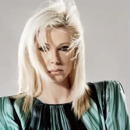 Валя Войкова приключи с морските ваканции, тръгва за Канада