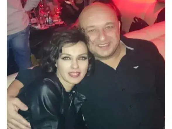 Виктория Петрова и Кралев пак заедно! Двойката отмаря в баровски комплекс край Варна