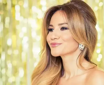 Зейнеб прекрасна без грим (ФОТО в галерията)