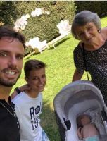 Паскалева вдигна ръце от свекърва си