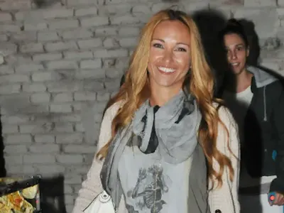 Алекс Раева го удари на жени