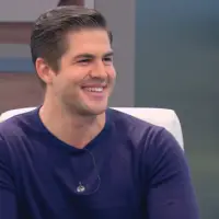 Аръков не ще да се задява с жени