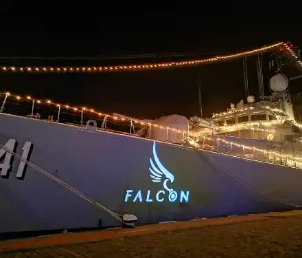 Българската фрегата „Дръзки” и MTV събират хиляди туристи във Варна