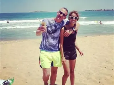 Деян и Радина се карат пияни! Донков спря да се налива до безпаметност