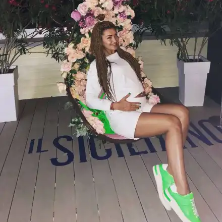 Джумпарова чака момиче