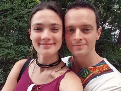 Ето го мъжът на Лорина Камбурова! Гаджето й е финансист в Ню Йорк и диджей в България