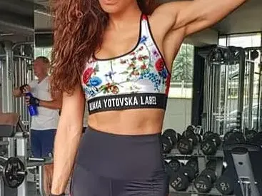 Гаджето на Адриан Зурков двойничка на Маги Желязкова