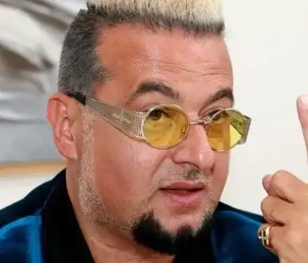 Готвач ограби Евгени Минчев! Задигна вещ, принадлежала на Оскар Уайлд + още неща за общо 6 000 лева