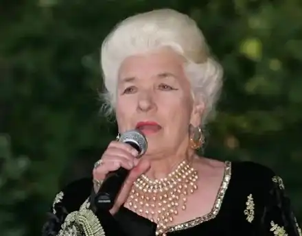 Янка Рупкина проплака: Сърцето ми се къса! Брат ми почина!