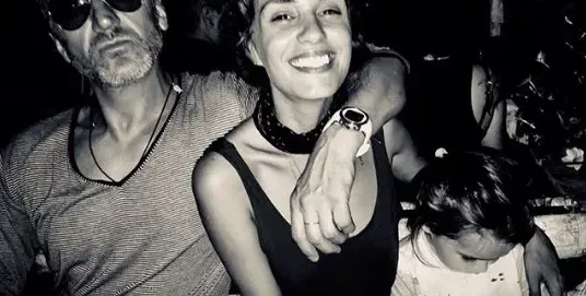 Идилия! Деян Донков заприлича на дядка, а Радина – на лелка