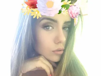 Катерина Блатечка влюбена в съученик! (Снимки на щерката на актьора)