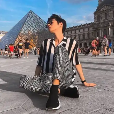 Кристиан Костов се фука с дрехи за 2000 лева