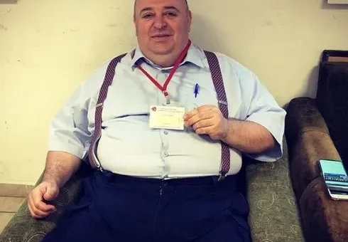 Любо Нейков осинови дъщерята на починалия си брат! Приюти я, направи й собствен банков влог и пое и образованието й