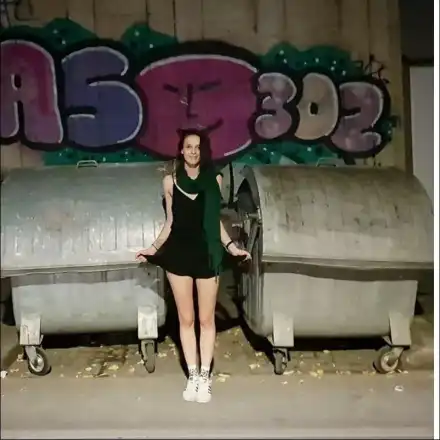 Луиза Григорова обикаля кофите