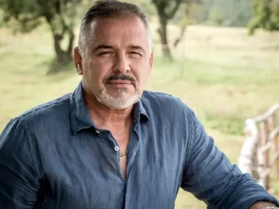 Мъжът на Аня Пенчева влиза във „Фермата“, ще има „падни-стани“