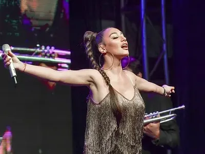 Мария Илиева съвсем изтрещя! Обновява си най-милото – стяга си срамотиите заради ново гадже, след като разкара осеменителя Жоро