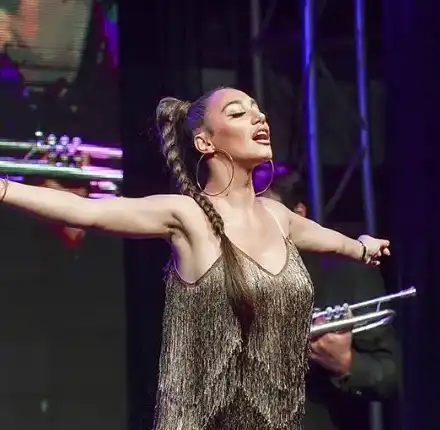 Мария Илиева съвсем изтрещя! Обновява си най-милото – стяга си срамотиите заради ново гадже, след като разкара осеменителя Жоро