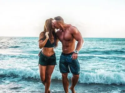 Марио се скара с брат си и даде втори шанс на гаджето си (Фото)