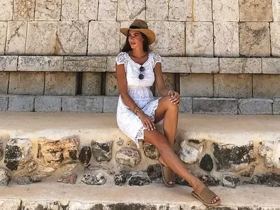 Мис България Ваня Пенева БРЕМЕННА от бивш депутат (СНИМКИ с коремче по-долу)