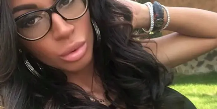 Мис Силикон дели мъж с фолкпевица + ще влиза ли във ВИП Брадър