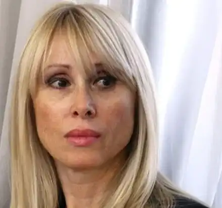 НЛО преследва Кристина Димитрова спалнята й