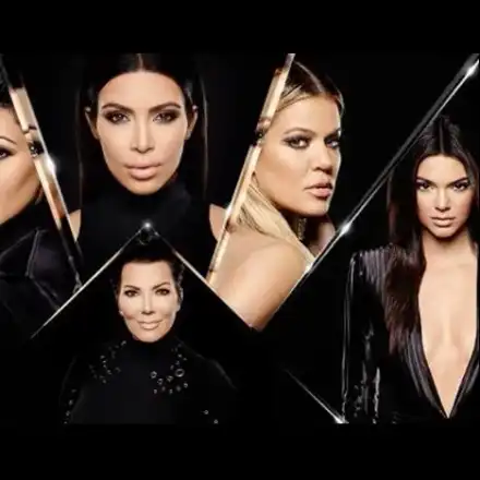 Първо в HotArena: Телевизионен удар от Нова! Започва излъчването на Кардашиан-Дженър!