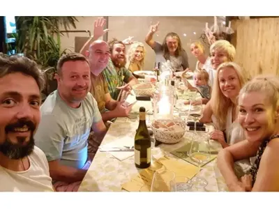 Рачков и Мария на меден месец в Тоскана! Работят и за бебе!