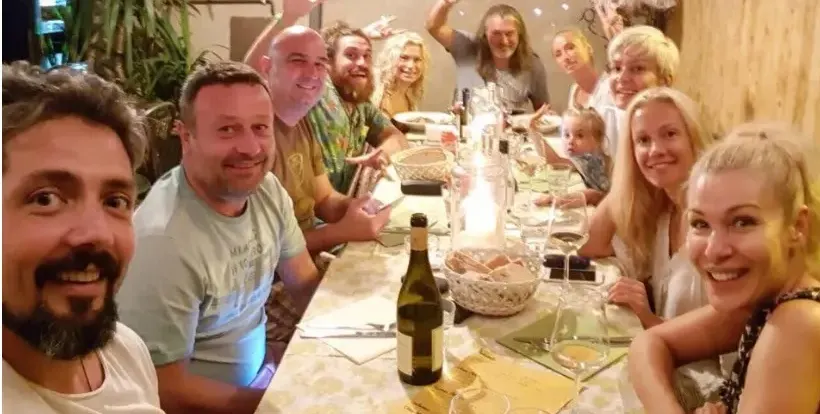 Рачков и Мария на меден месец в Тоскана! Работят и за бебе!