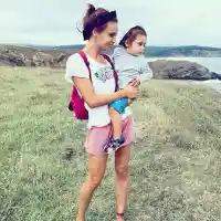 Радина заведе малкия Христо на скалисто море