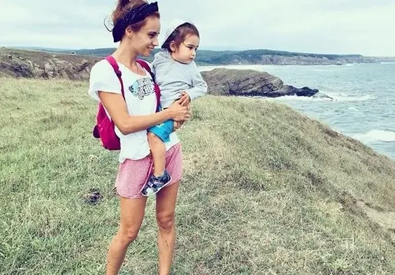 Радина заведе малкия Христо на скалисто море