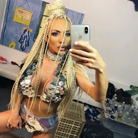 Русата Златка емигрира! Ще последва новия си в Англия