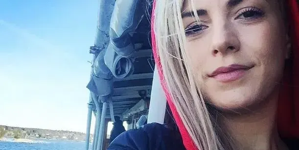 Шаман разваля черна магия на Поли Генова, певицата загубила гласа си и не могла да се оправи с илачи