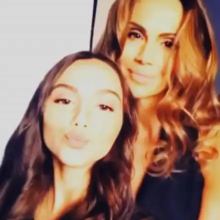 Щерката на Бакалова напомпа джуки