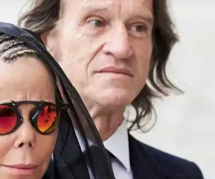 След 16 години спекулации мъжът на княгиня Калина разкри истината за носа й