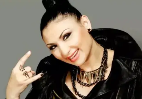 Софи Маринова пръсна 300 бона за мъжете си! Купи втора кола на Гринго, а Лоренцо е обзаведен с бижута и дрехи за над 10 000