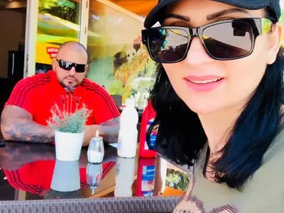 Софка плаща на Гринго по 100 кинта на ден