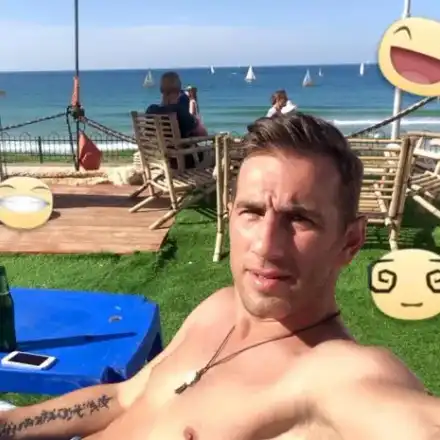 Стойко Сакалиев направи милиони от руснаци! Вижте с какво ги омайва