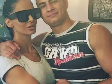 Татяна черпи за студент! Певицата се показа до сина си, изглеждат като брат и сестра