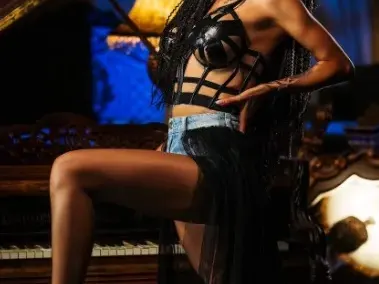 Татяна напрегна обстановката! Постави жанра на тръни с ето това свое действие