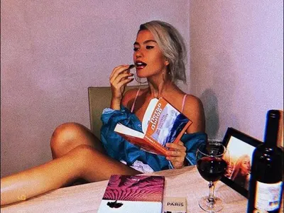 Тита поглъща Дънов на един дъх