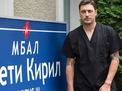 Владо Карамазов се помири с Юлиян Вергов (Влизат заедно в „Откраднат живот”)