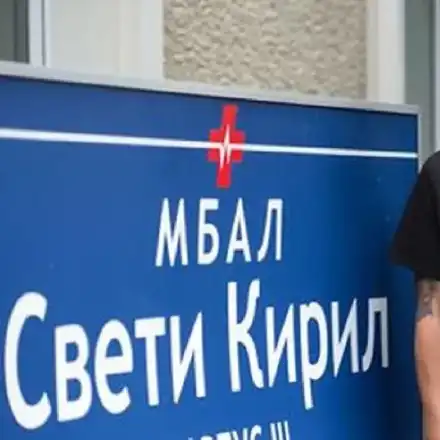 Владо Карамазов се помири с Юлиян Вергов (Влизат заедно в „Откраднат живот”)