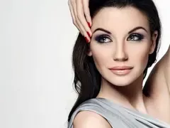 Диляна Попова съжалява, че си е помпала джуките
